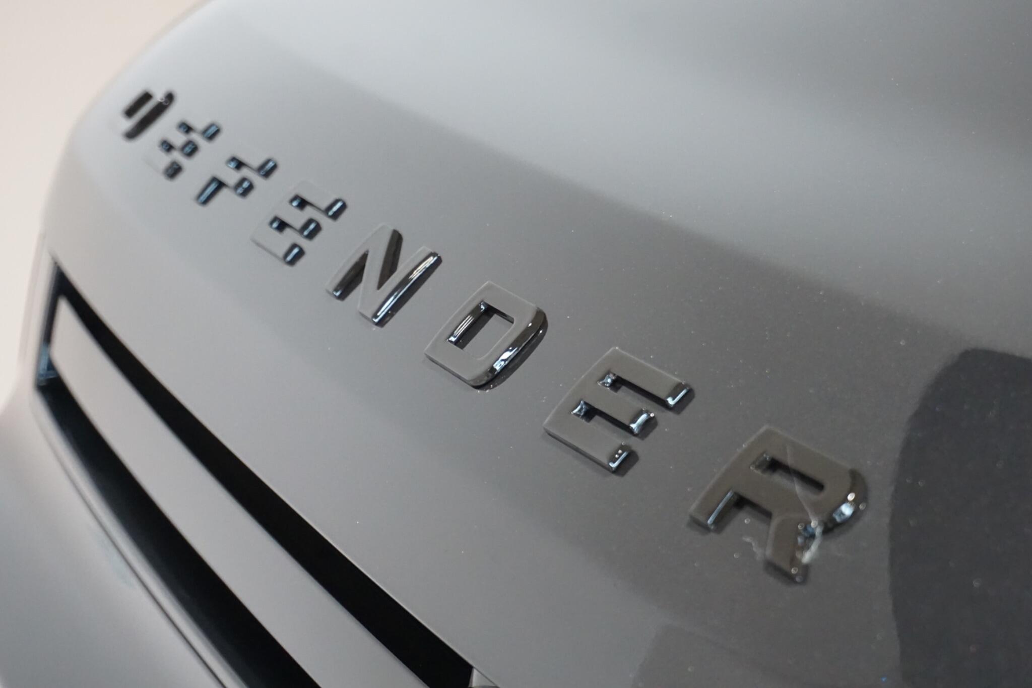 Land Rover Defender 90 3.0 D300 MHEV X-Dynamic HSE Hard Top SUV 3dr Diesel Auto 4WD SWB Euro 6 (s/s) (300 ps)